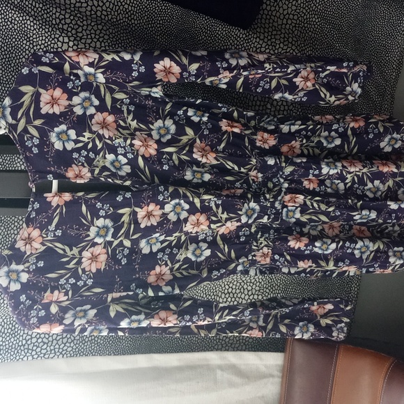 Floral romper - Picture 2 of 3